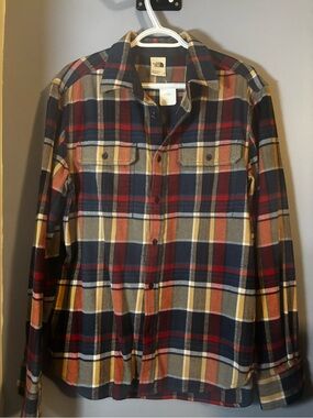 The North Face Plaid Flannel Shirt Jacket Men’s Medium Red Mustard Black